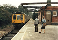 Class 117 DMU at Shiplake