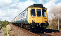 Class 117 DMU at Wootton Wawen