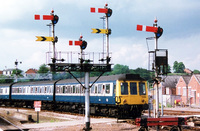 Class 117 DMU at Worcester Shrub Hill