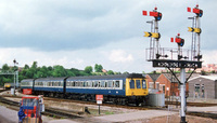 Class 117 DMU at Worcester Shrub Hill