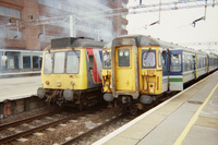 Class 117 DMU at Watford Junction