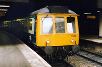 Class 117 DMU at Birmingham New Street