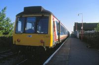 Class 117 DMU at Bicester Town