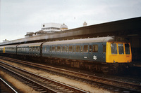 Class 117 DMU at Cardiff Central