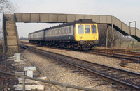 Class 117 DMU at Didcot North Junction