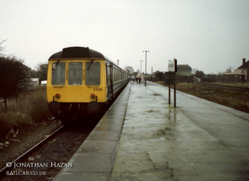 Class 117 DMU at Severn Beach