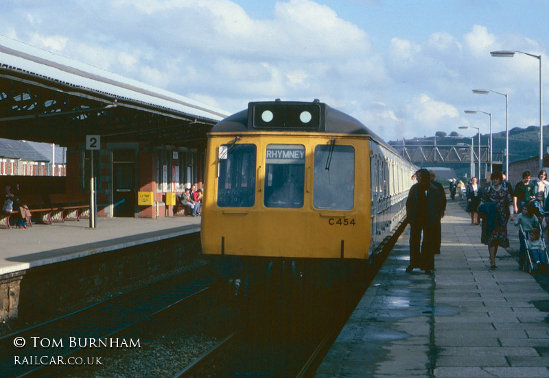 Class 117 DMU at Caerphilly