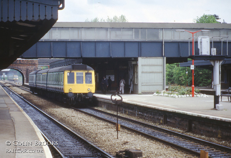 Class 117 DMU at Twyford