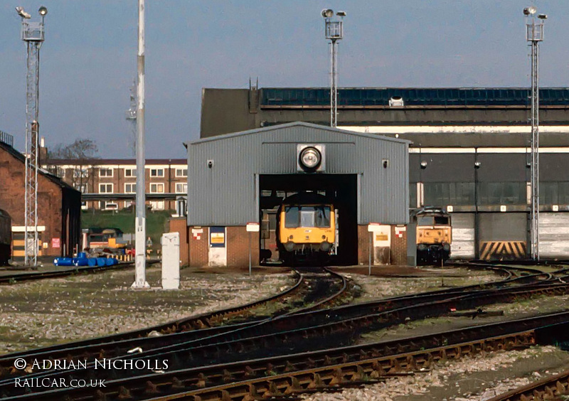 Class 117 DMU at Old Oak Common depot