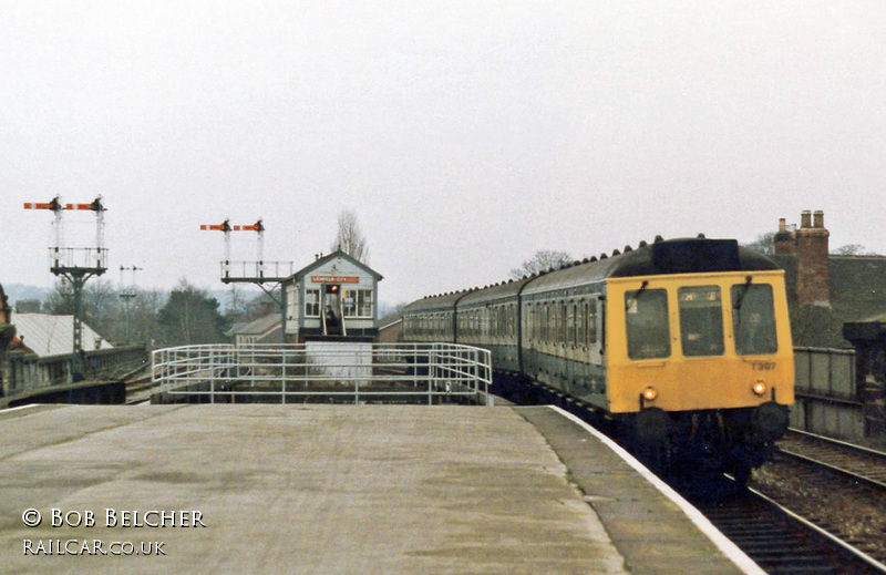 Class 117 DMU at Lichfield City