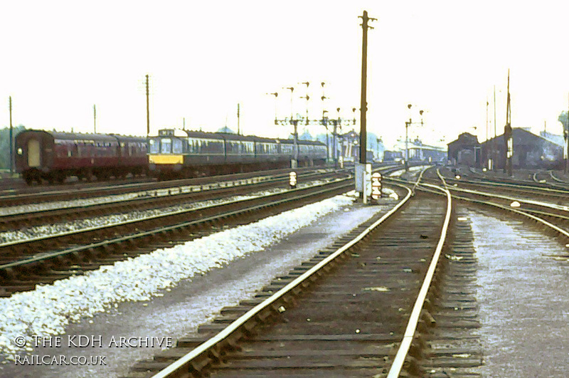 Class 117 DMU at Oxford