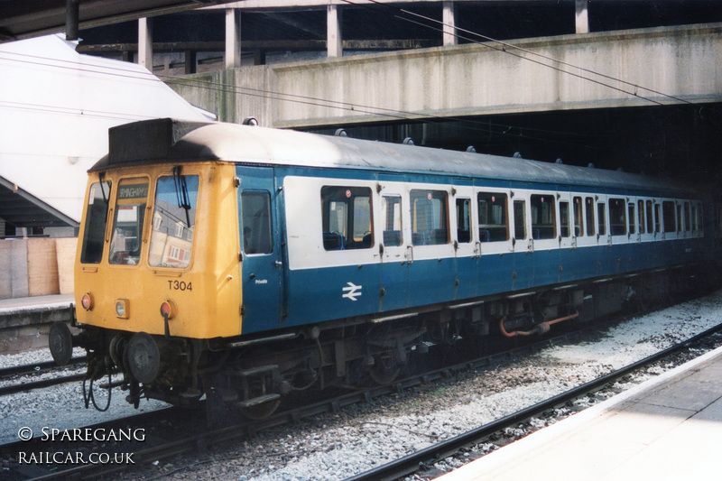 Class 117 DMU at Birmingham New Street