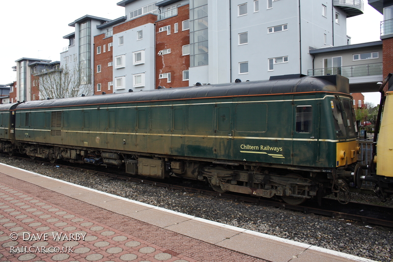 Class 117 DMU at Aylesbury