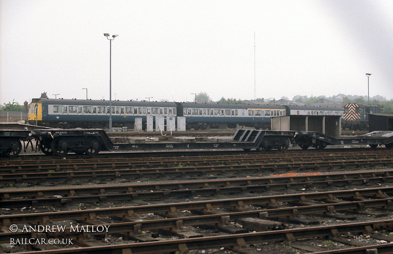 Class 117 DMU at Didcot