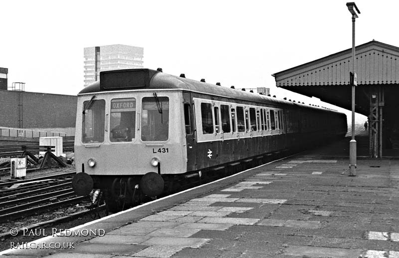 Class 117 DMU at Reading