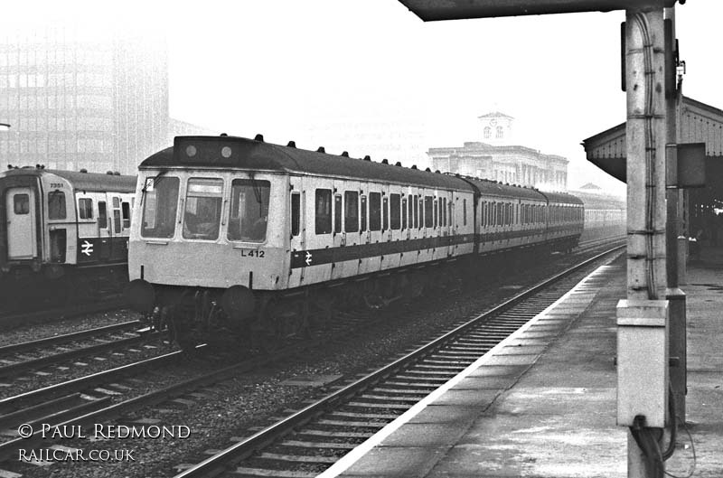 Class 117 DMU at Reading