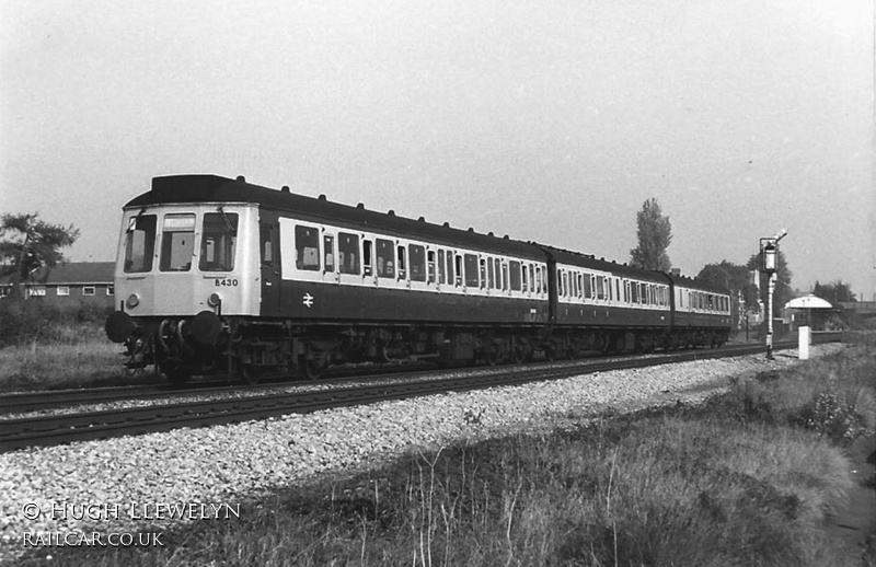 Class 117 DMU at Yatton