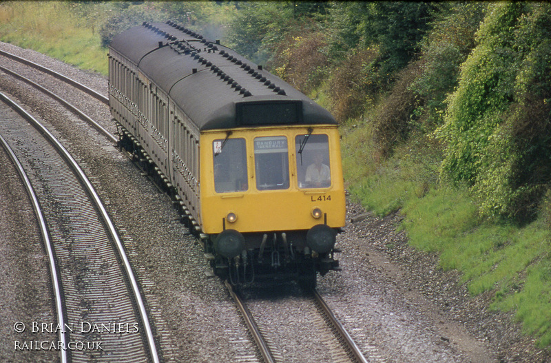 Class 117 DMU at Bletchingdon