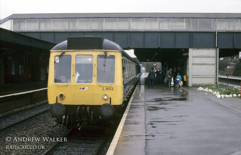 Class 117 DMU at Twyford