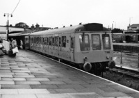 Class 118 DMU at St Erth