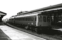 Class 118 DMU at Worcester Foregate Street