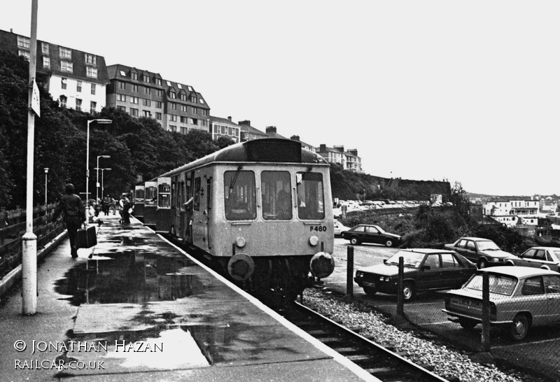 Class 118 DMU at St Ives