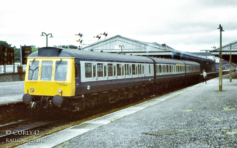 Class 118 DMU at Newton Abbot