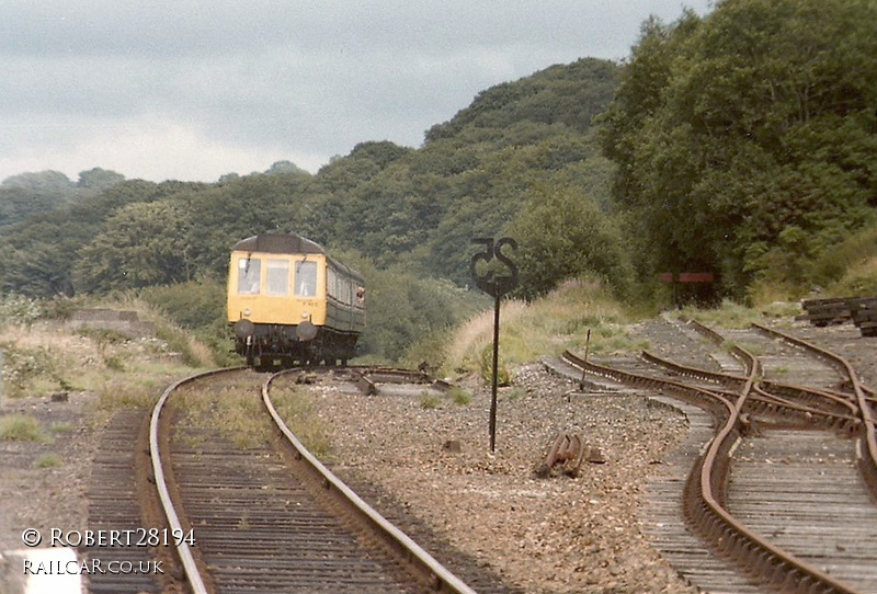 Class 118 DMU at Okehampton