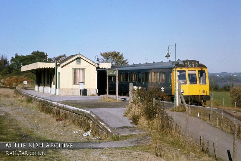 Class 118 DMU at Gunnislake