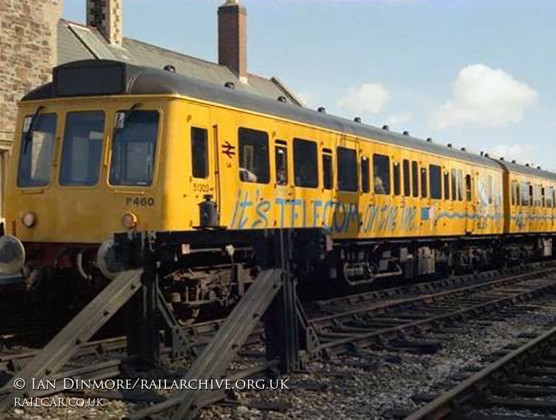 Class 118 DMU at Barnstaple