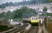 Class 119 DMU at Bath Spa