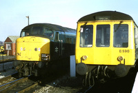 Class 119 DMU at Swindon