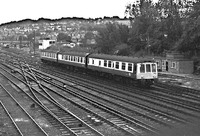 Class 119 DMU at Guildford