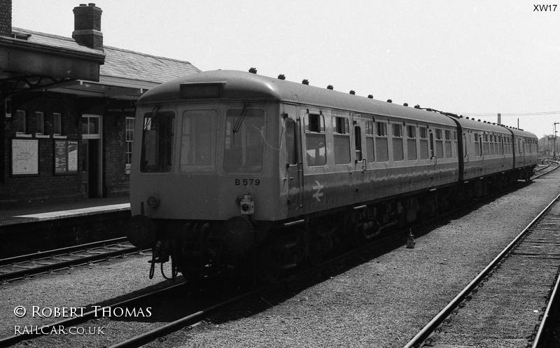 Class 119 DMU at Worcester Shrub Hill