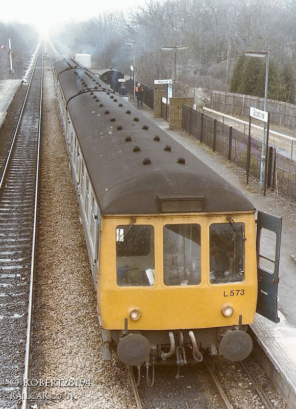 Class 119 DMU at Godstone