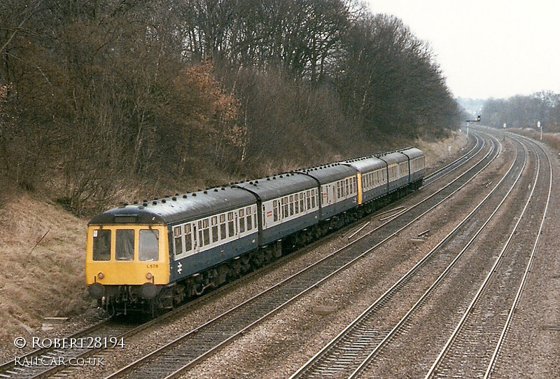 Class 119 DMU at Sonning Cutting