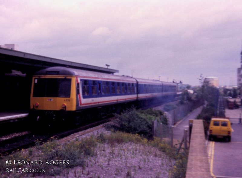 Class 119 DMU at Reading