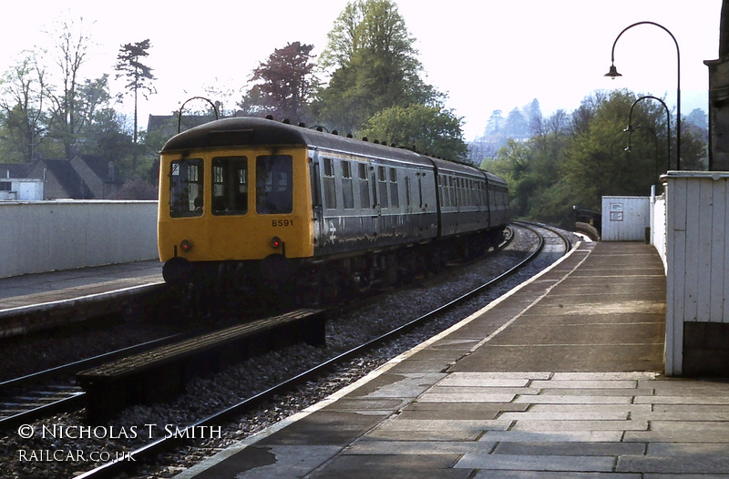 Class 119 DMU at Stroud