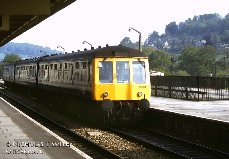 Class 119 DMU at Stroud