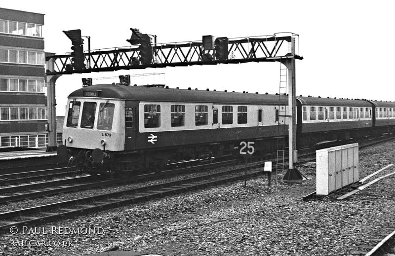 Class 119 DMU at Reading