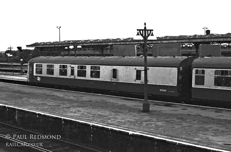 Class 119 DMU at Guildford