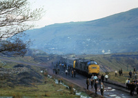 Class 120 DMU at McLaren Colliery