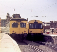 Class 120 DMU at Ayr station