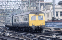 Class 120 DMU at Glasgow Central