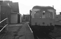 Class 120 DMU at Knighton