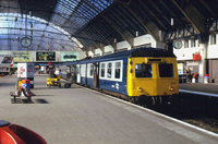 Class 120 DMU at Glasgow Queen Street