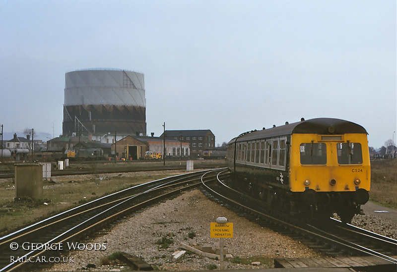 Class 120 DMU at Gloucester