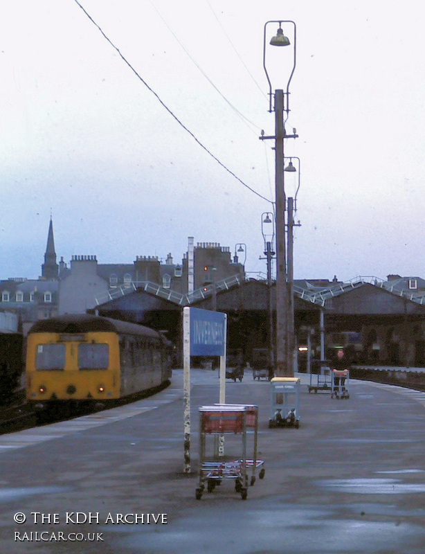 Class 120 DMU at Inverness