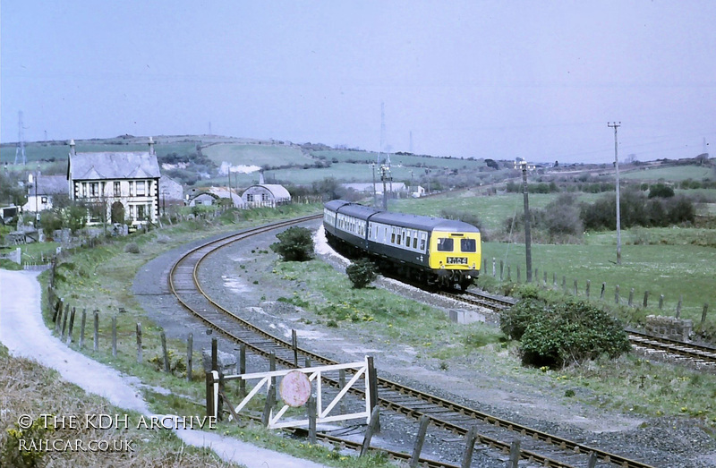 Class 120 DMU at Bugle