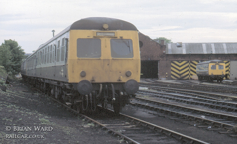 Class 120 DMU at Aberdeen Ferryhill